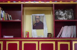 retrato del dalai lama
